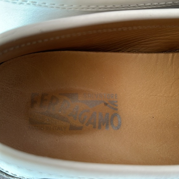 Ferragamo shoes in white leather size 10 - Picture 4 of 5